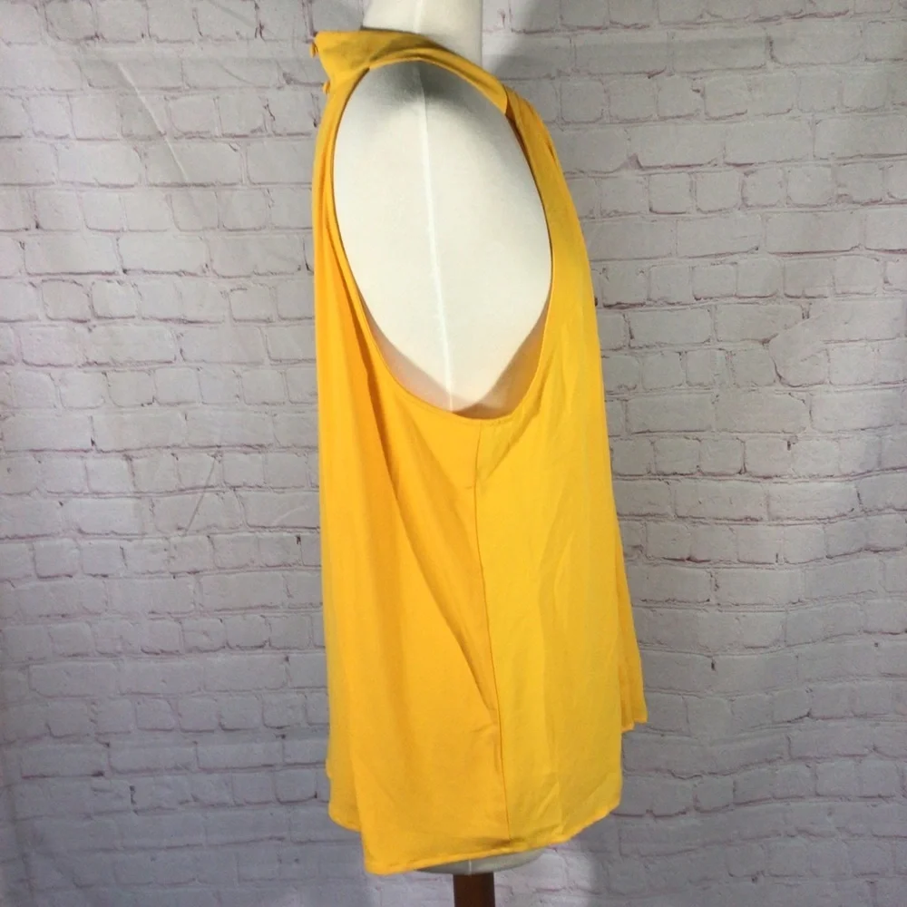 Ann Taylor Yellow Gold Pleated Halter Top - Size XL - Picture 4 of 8